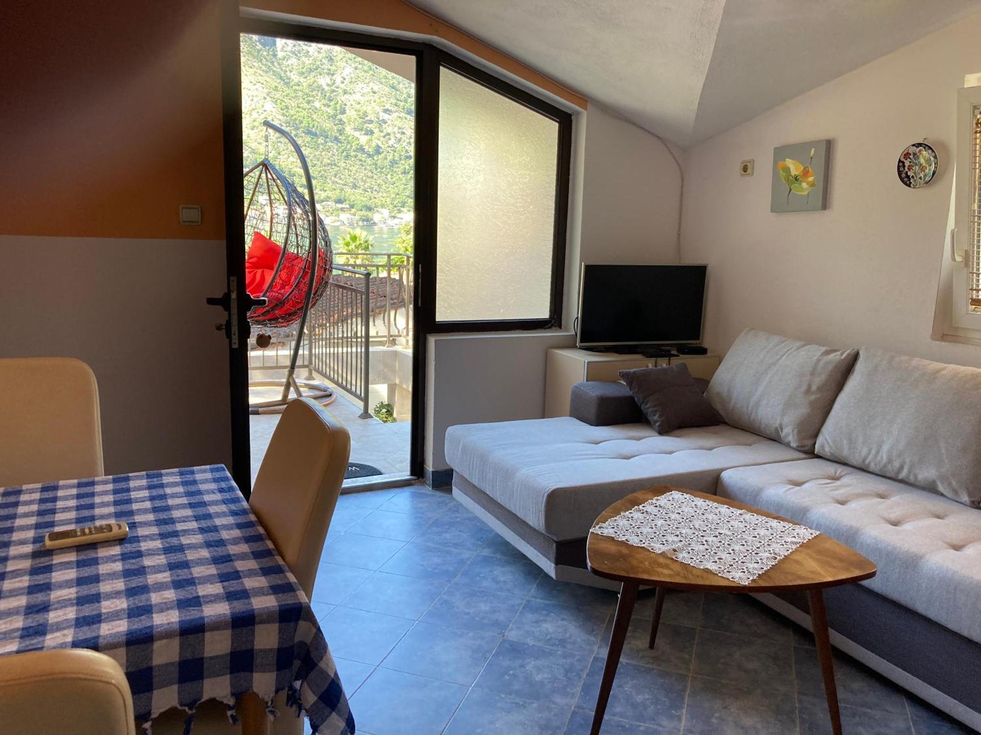 Bay Mola Aparts Kotor Exterior foto